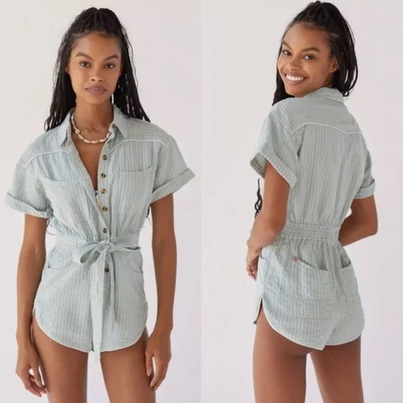 *SOLD* Urban Outfitters BDG Devon Linen Tie Waist Cheeky Romper Beach - Picture 1 of 8